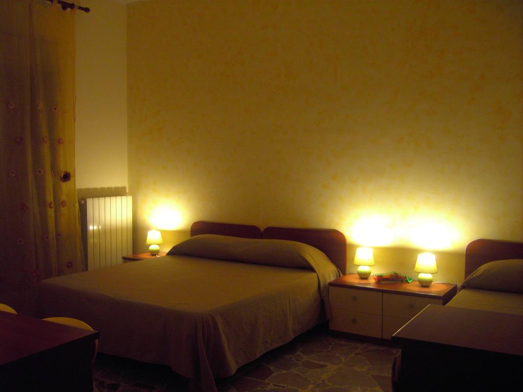 Etna Inn Motta SantʼAnastasia Extérieur photo