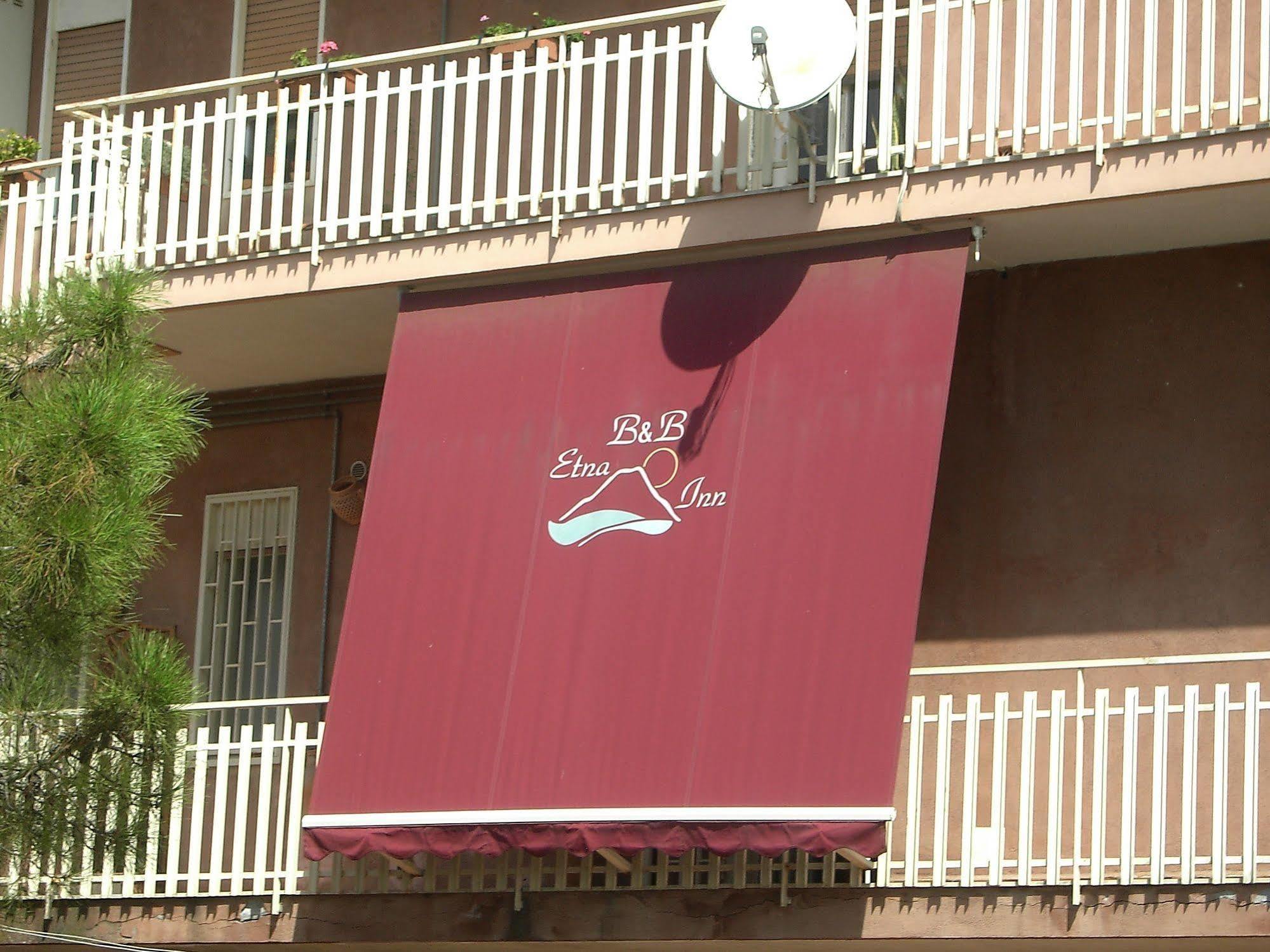 Etna Inn Motta SantʼAnastasia Extérieur photo